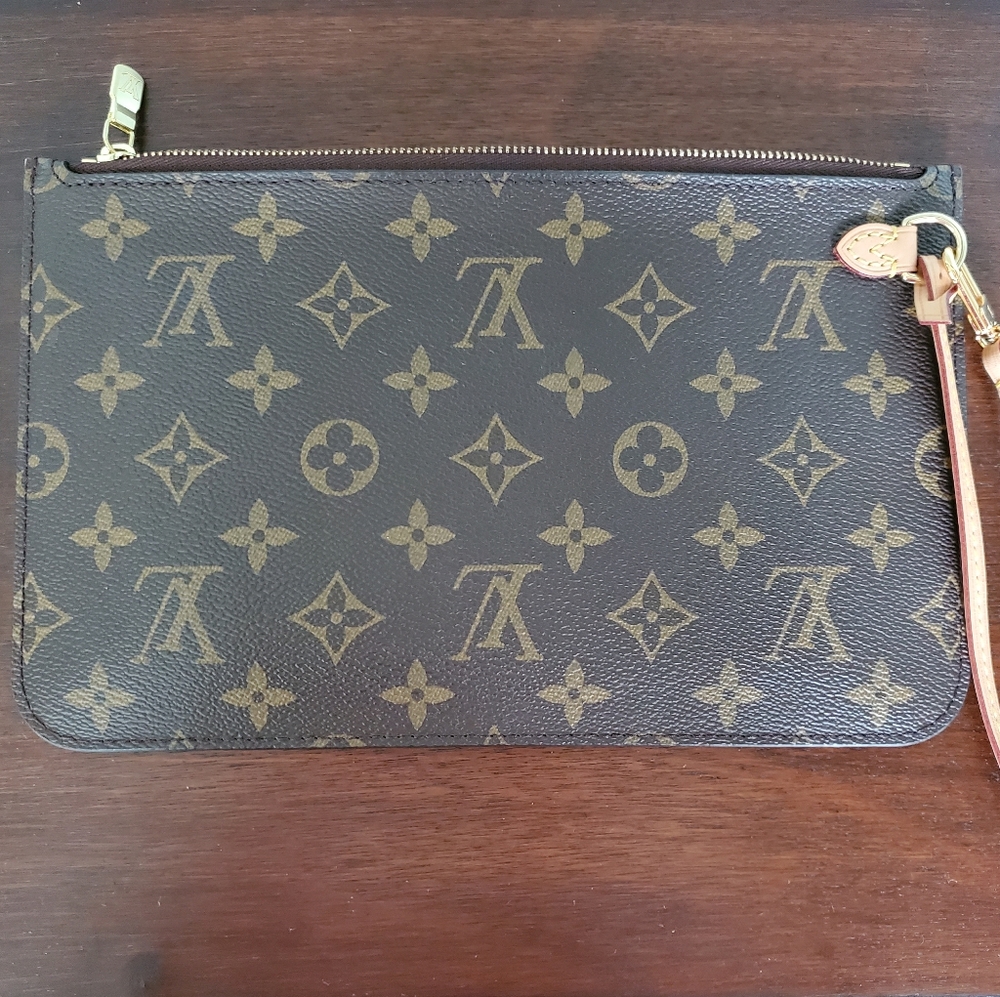 Louis Vuitton Neverfull GM Pouch